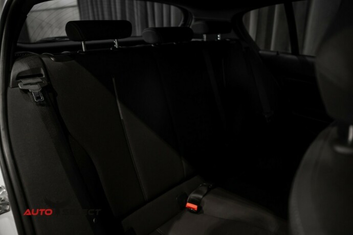 bmw-1-serie-bensin-2012-big-11