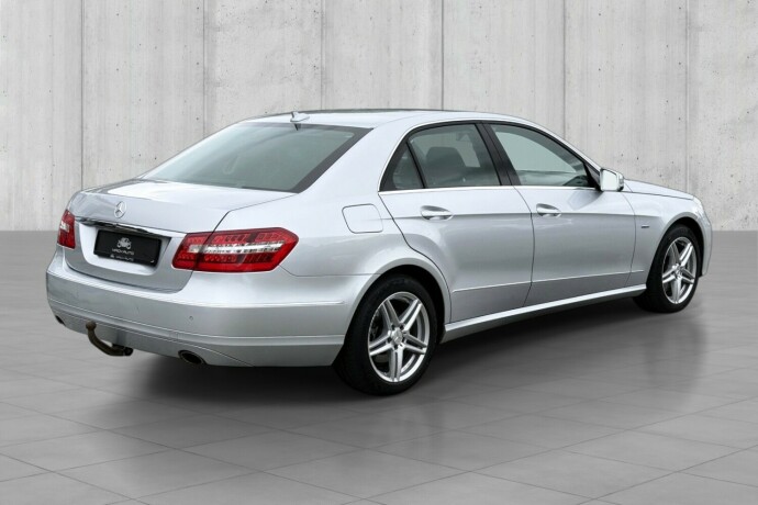 mercedes-benz-e-klasse-diesel-2011-big-4