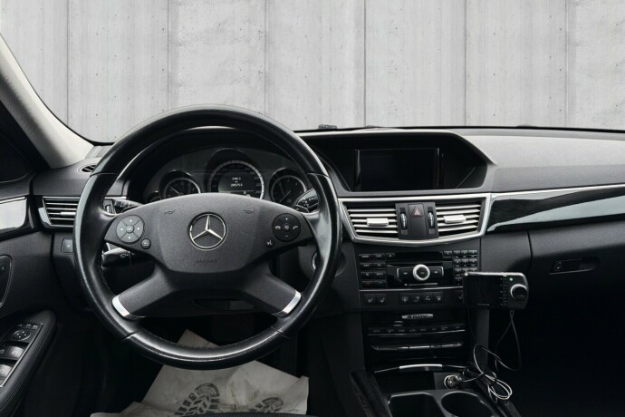 mercedes-benz-e-klasse-diesel-2011-big-12