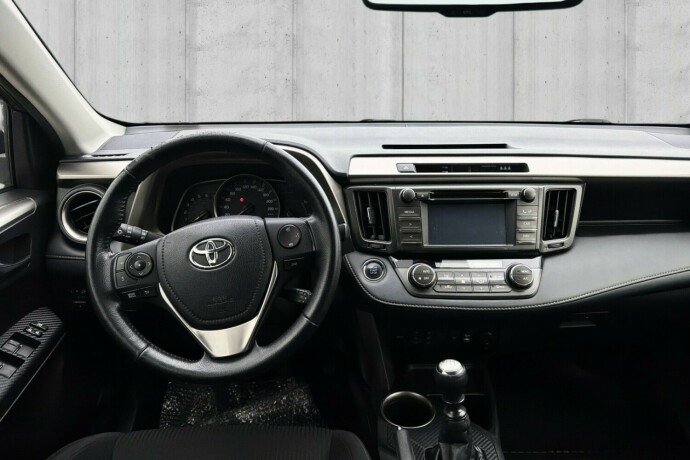 toyota-rav4-diesel-2014-big-9