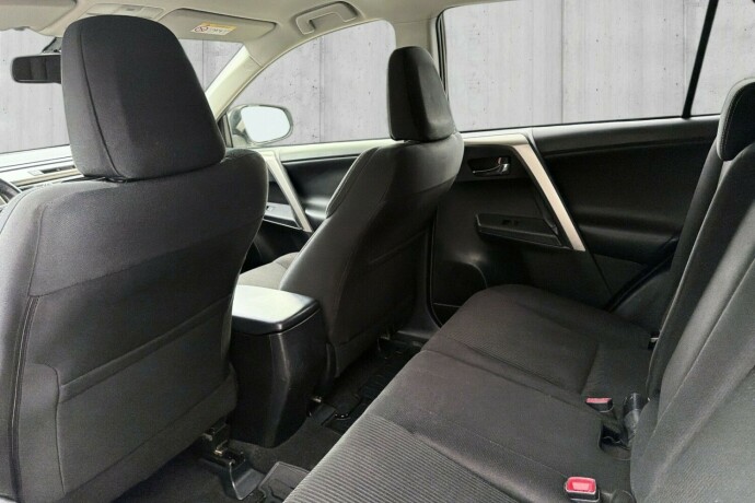 toyota-rav4-diesel-2014-big-17