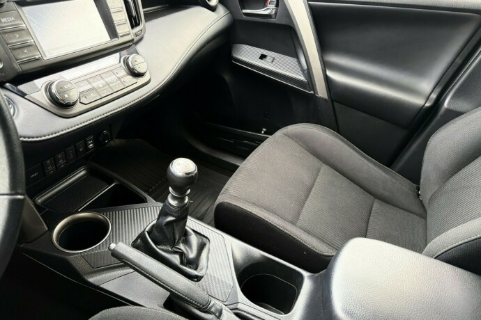 toyota-rav4-diesel-2014-big-15