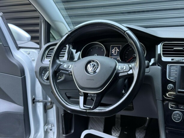 volkswagen-golf-diesel-2016-big-11
