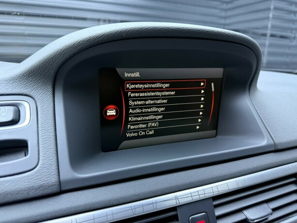volvo-xc-70-diesel-2014-big-19