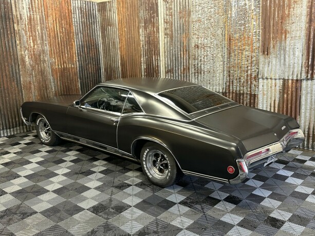 buick-riviera-bensin-1969-big-11