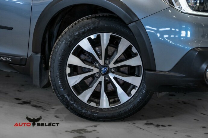 subaru-outback-bensin-2017-big-2