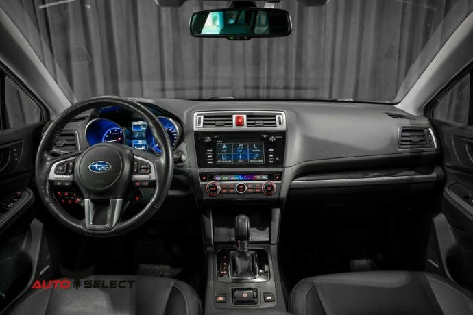 subaru-outback-bensin-2017-big-38