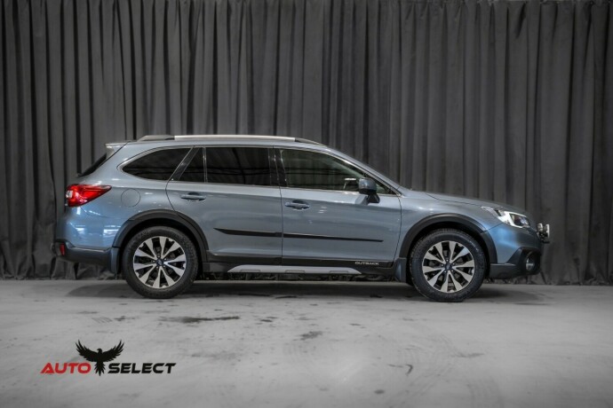 subaru-outback-bensin-2017-big-12