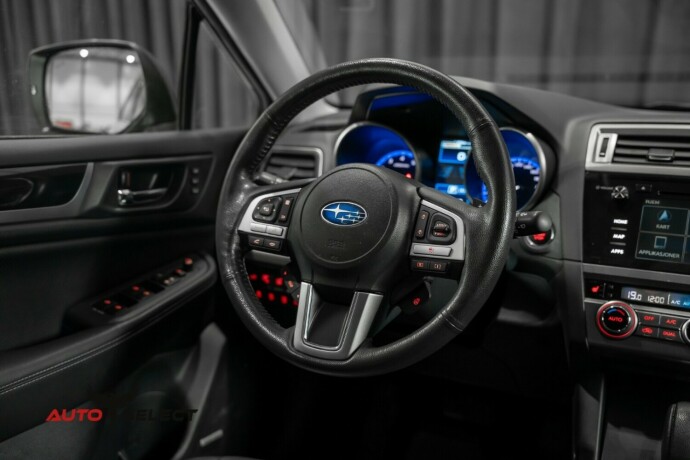 subaru-outback-bensin-2017-big-27