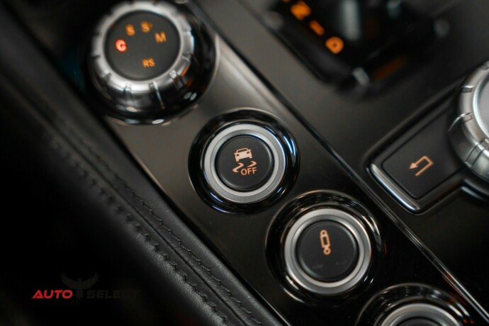 mercedes-benz-cls-bensin-2012-big-43