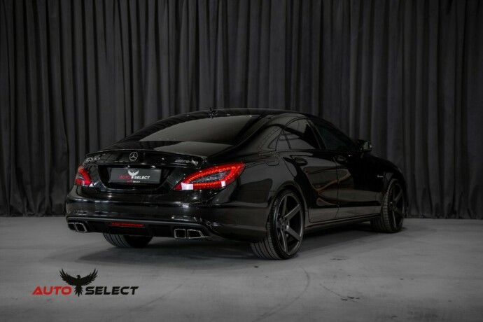 mercedes-benz-cls-bensin-2012-big-13