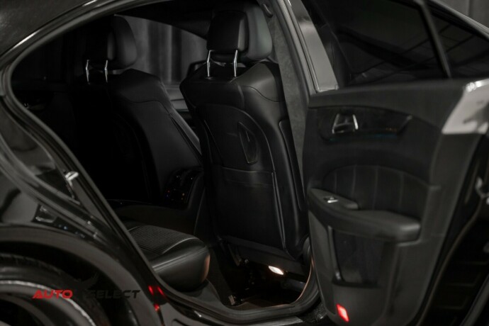 mercedes-benz-cls-bensin-2012-big-15