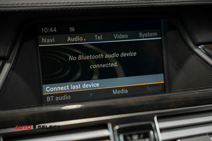 mercedes-benz-cls-bensin-2012-big-49