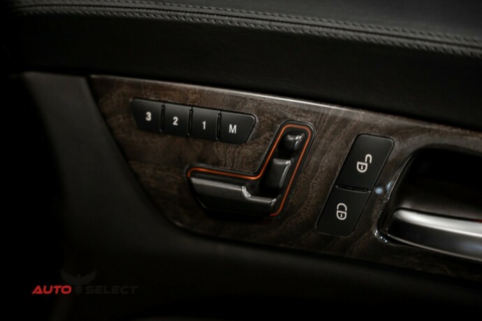 mercedes-benz-cls-bensin-2012-big-20