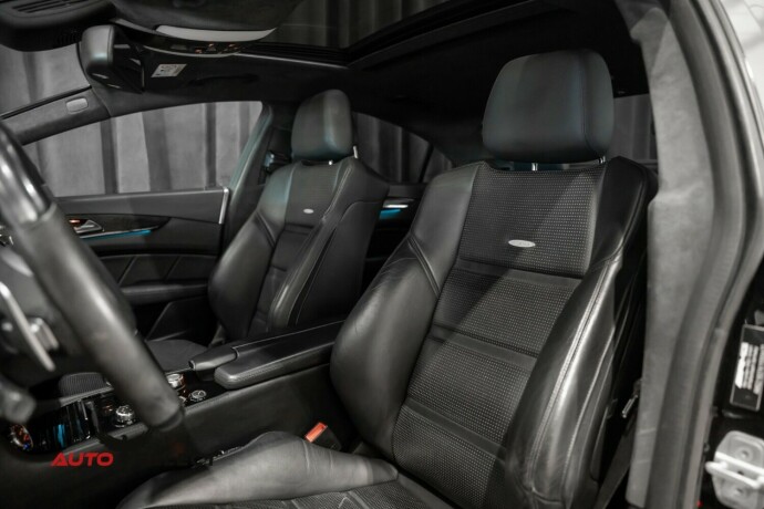 mercedes-benz-cls-bensin-2012-big-27
