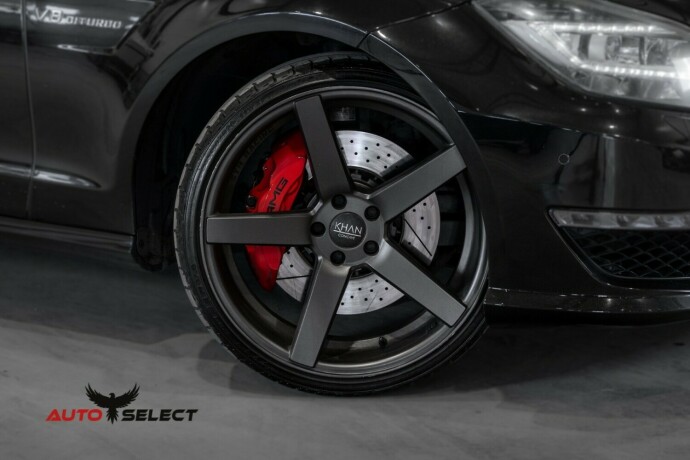 mercedes-benz-cls-bensin-2012-big-2