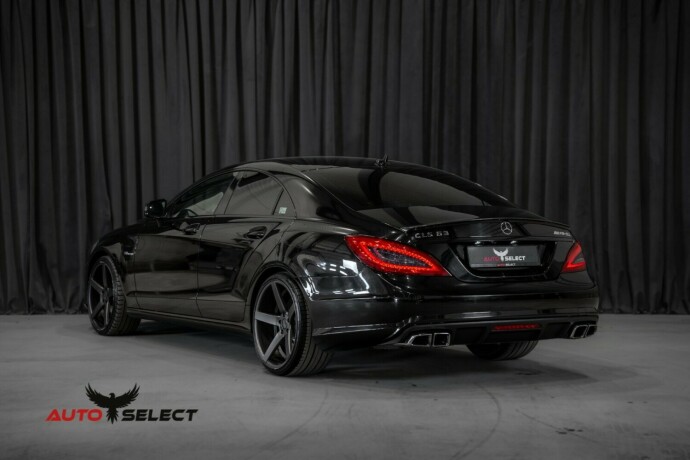 mercedes-benz-cls-bensin-2012-big-8