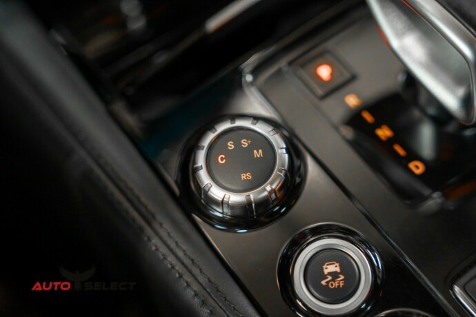 mercedes-benz-cls-bensin-2012-big-42