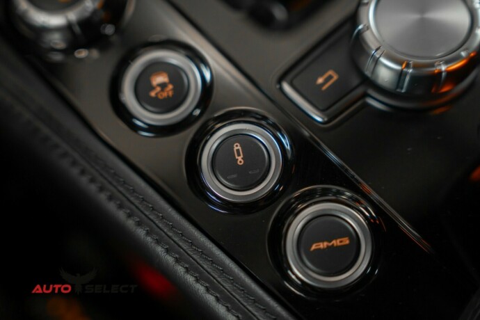 mercedes-benz-cls-bensin-2012-big-44