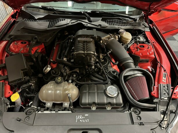 ford-mustang-bensin-2016-big-40
