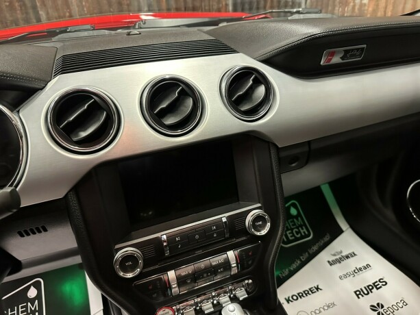 ford-mustang-bensin-2016-big-27