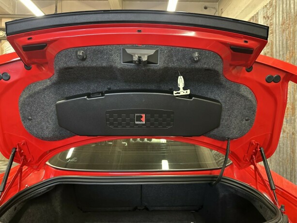 ford-mustang-bensin-2016-big-39