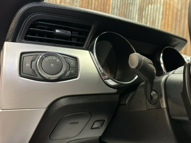 ford-mustang-bensin-2016-big-26
