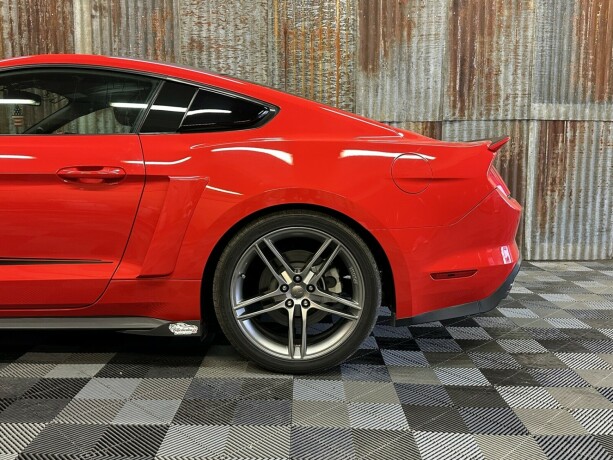 ford-mustang-bensin-2016-big-17