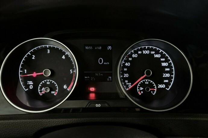 volkswagen-golf-diesel-2016-big-21