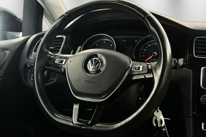 volkswagen-golf-diesel-2016-big-15