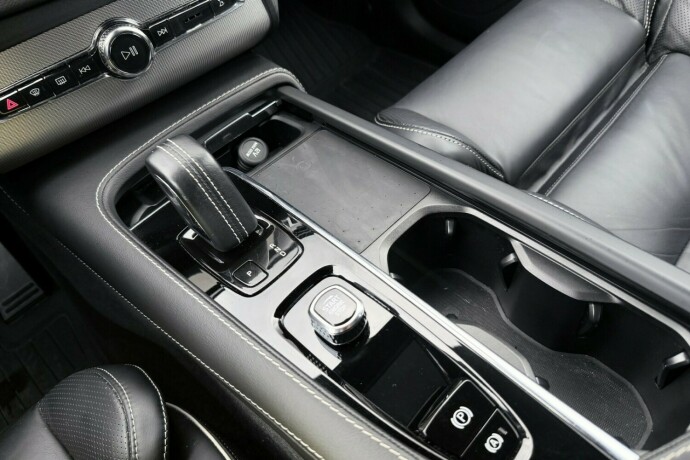 volvo-xc-90-elektrisitetbensin-2021-big-36