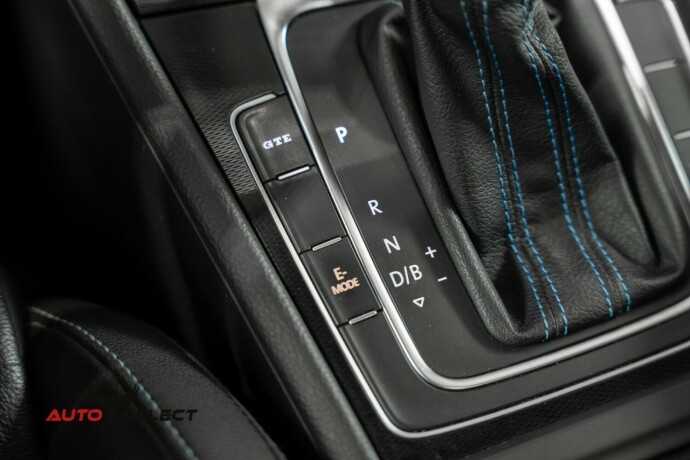 volkswagen-golf-elektrisitetbensin-2016-big-32