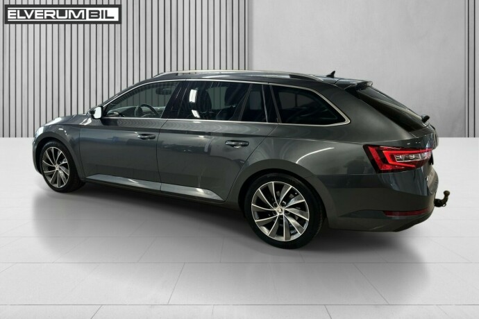 skoda-superb-diesel-2018-big-15