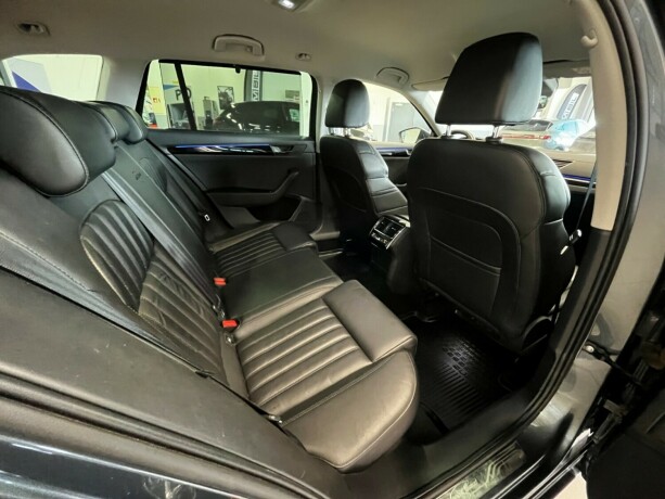 skoda-superb-diesel-2018-big-26