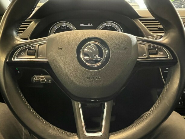 skoda-superb-diesel-2018-big-36