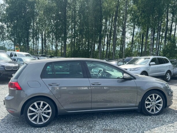 volkswagen-golf-diesel-2012-big-8