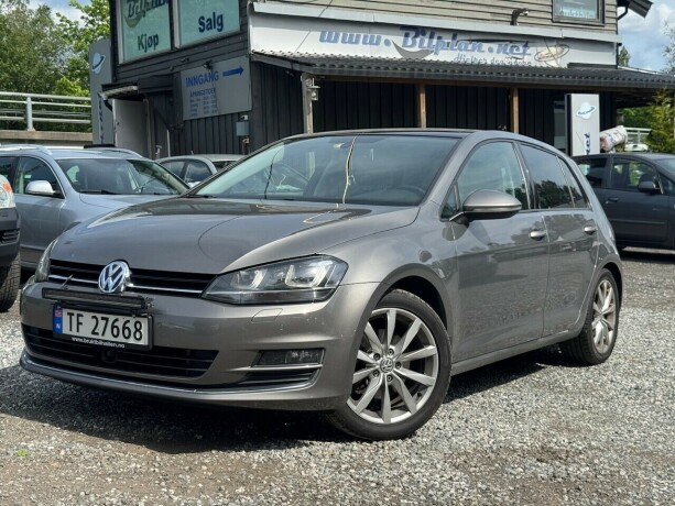 volkswagen-golf-diesel-2012-big-0