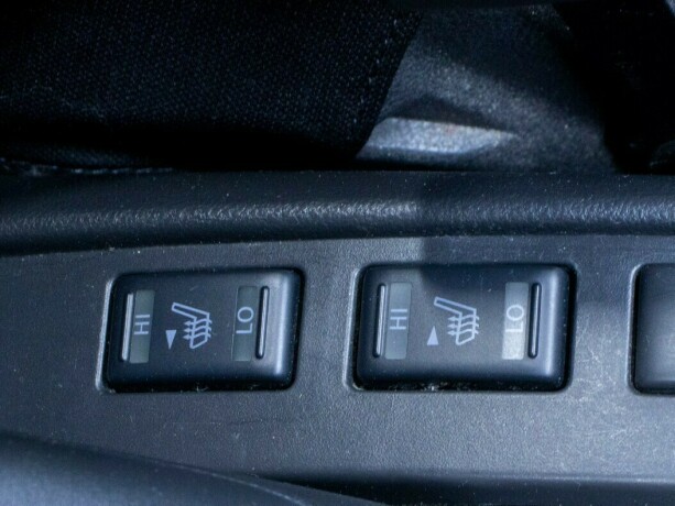 nissan-micra-bensin-2016-big-32