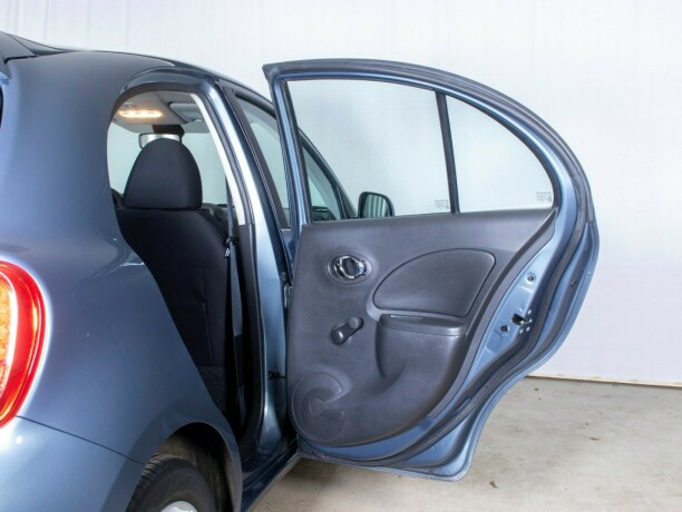 nissan-micra-bensin-2016-big-15