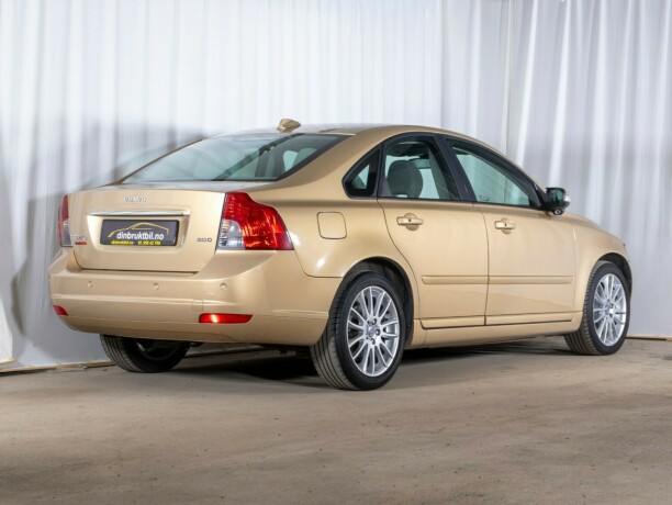 volvo-s40-diesel-2008-big-6