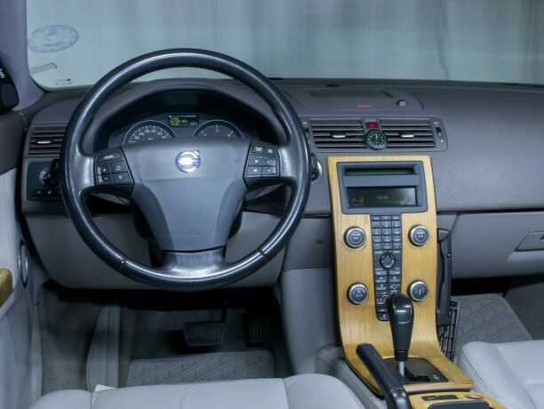 volvo-s40-diesel-2008-big-32