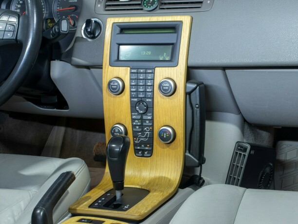 volvo-s40-diesel-2008-big-15