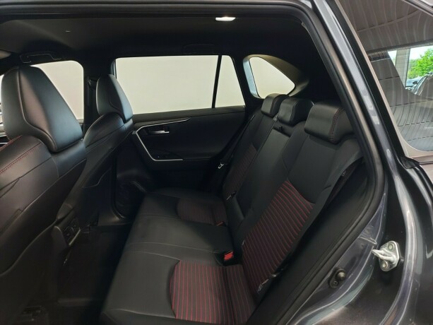 toyota-rav4-elektrisitetbensin-2023-big-23