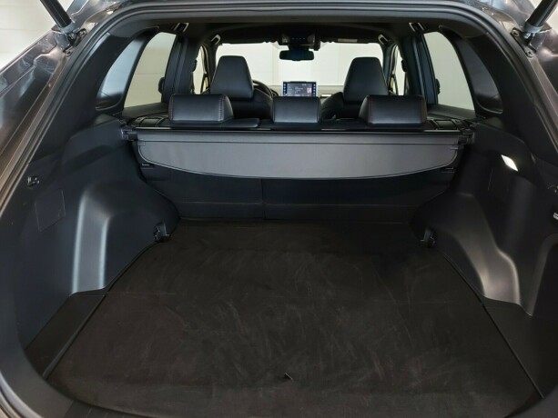 toyota-rav4-elektrisitetbensin-2023-big-21