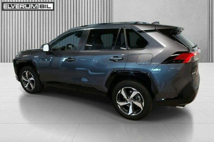 toyota-rav4-elektrisitetbensin-2023-big-3