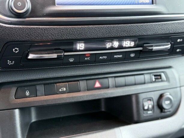 toyota-proace-diesel-2021-big-15