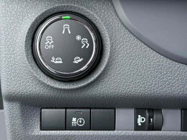 toyota-proace-diesel-2021-big-13
