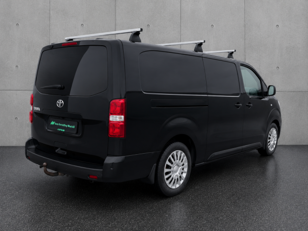 toyota-proace-diesel-2021-big-6