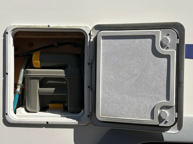 fiat-challenger-302-diesel-2003-big-9