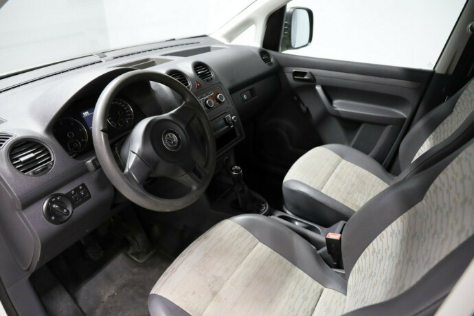volkswagen-caddy-maxi-diesel-2013-big-10